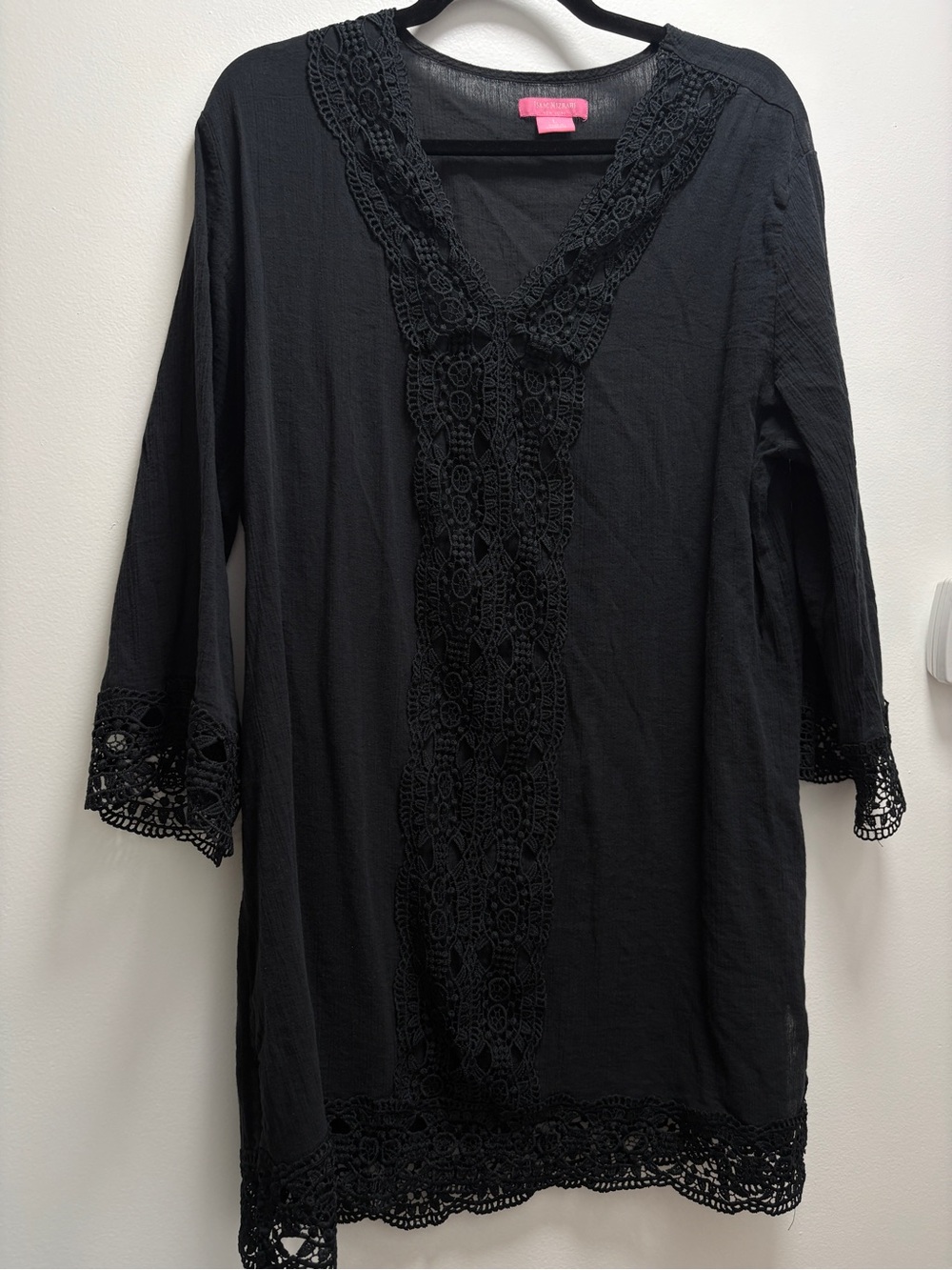 Isaac Mizrahi Black Crochet-Trim V-Neck Tunic Swim Cover Up Coastal Beach